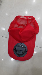 Casquette avec Ventilateur Solaire 360° Orientable – Restez au Frais Même Sous le Soleil Brûlant